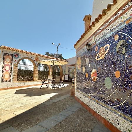Casa Cueva Los Mosaicos Гвадикс Экстерьер фото